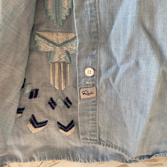 Rails savanah embroidered tencel top - Picture 8 of 10